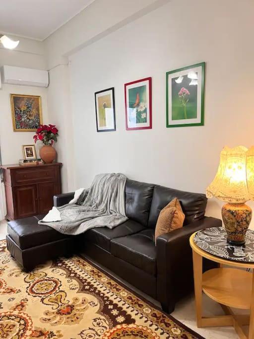 Appartement Vintage House à Athènes Extérieur photo